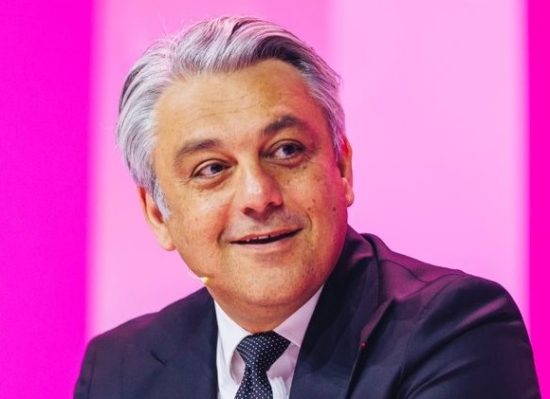 Luca de Meo (Renault Group): “L’Europa? Dovrebbe seguire l’esempio cinese”